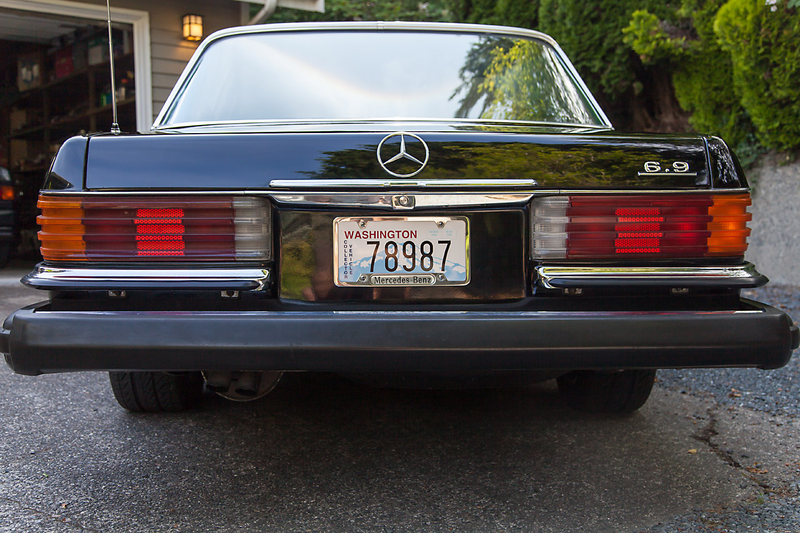 Illustration for article titled Could This Custom 1976 Mercedes Benz 450SE 6.9 Grab $7,500?